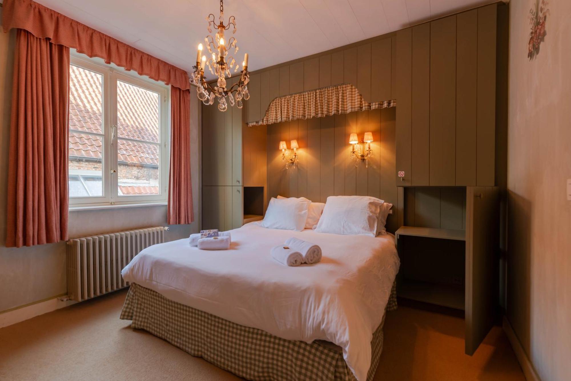 Appartement In De Corenbloem Centrum Brugge